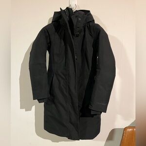 $598 Lululemon snow warrior down puffer parka coat 2